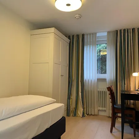 Waldfrieden - Zum Jugendstilhotel 3*