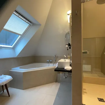 Hotel Waldfrieden - Zum Jugendstilhotel 3*