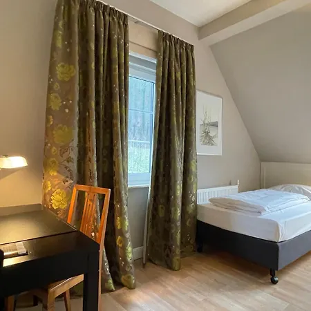 Waldfrieden - Zum Jugendstilhotel Annweiler am Trifels
