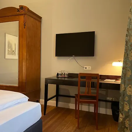 Szálloda Waldfrieden - Design Trifft Budget 3*
