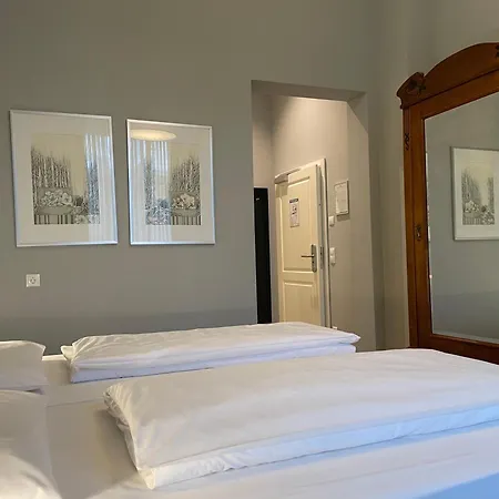 Waldfrieden - Zum Jugendstilhotel 3* Annweiler am Trifels