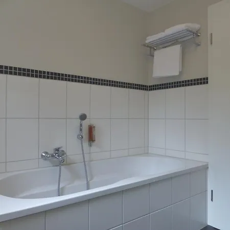 Waldfrieden - Design Trifft Budget 3*