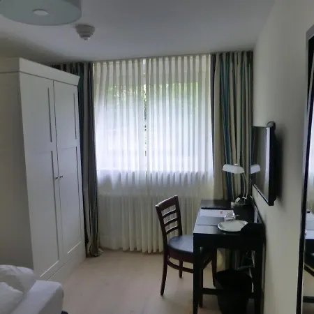 Hotell Waldfrieden - Design Trifft Budget Annweiler am Trifels