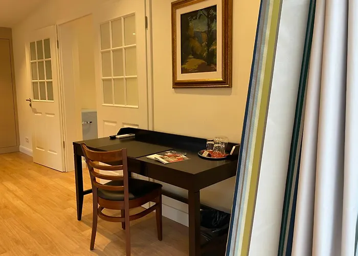 Waldfrieden - Design Trifft Budget Аннвайлер-ам-Трифельс