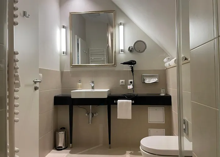 Waldfrieden - Zum Jugendstilhotel Annweiler am Trifels