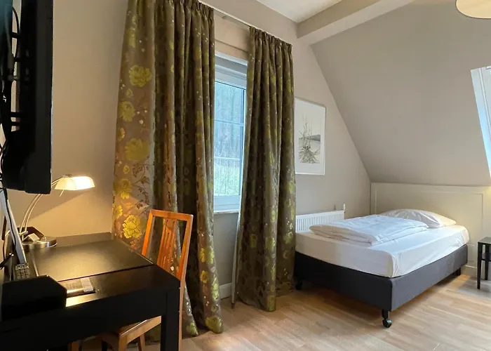 Waldfrieden - Zum Jugendstilhotel Annweiler am Trifels