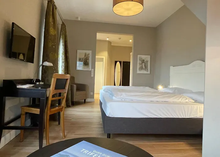 Waldfrieden - Design Trifft Budget Hotel Annweiler am Trifels