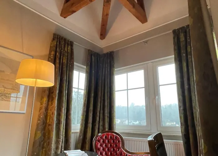 Hotel Waldfrieden - Zum Jugendstilhotel Annweiler am Trifels