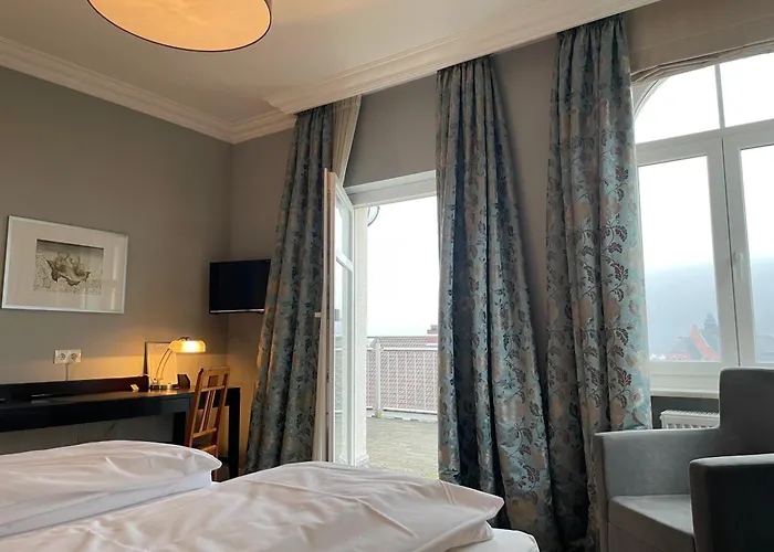 Waldfrieden - Design Trifft Budget Hotel Annweiler am Trifels