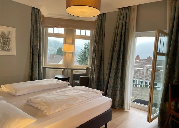 Waldfrieden - Zum Jugendstilhotel Annweiler am Trifels