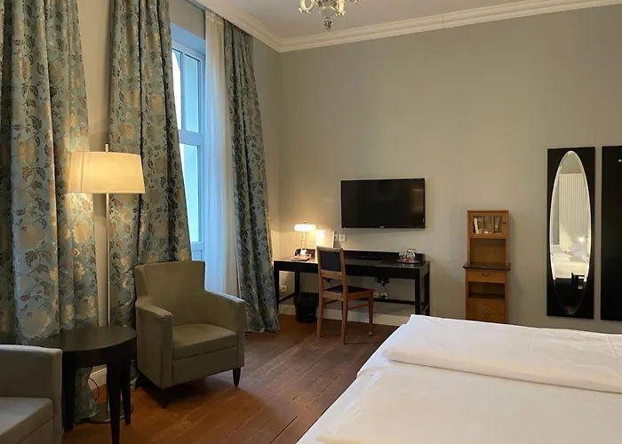 Hotel Waldfrieden - Zum Jugendstilhotel 3*