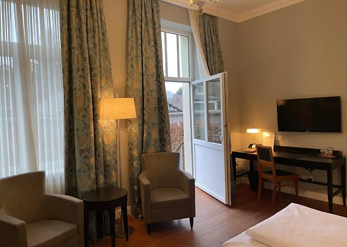 Waldfrieden - Zum Jugendstilhotel Hotel Annweiler am Trifels